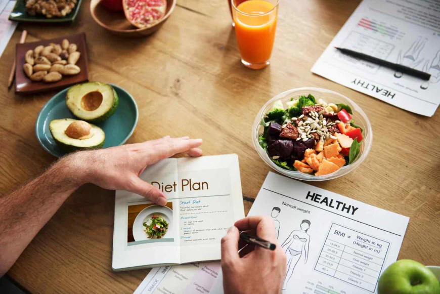 Struggling with Weight? Visit Dietician in Gurgaon