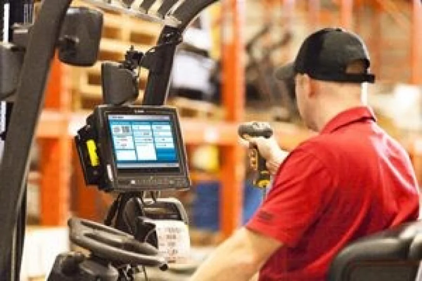 From Manual Counts to Smart Warehouses: RFID Inventory Tracking in Action!