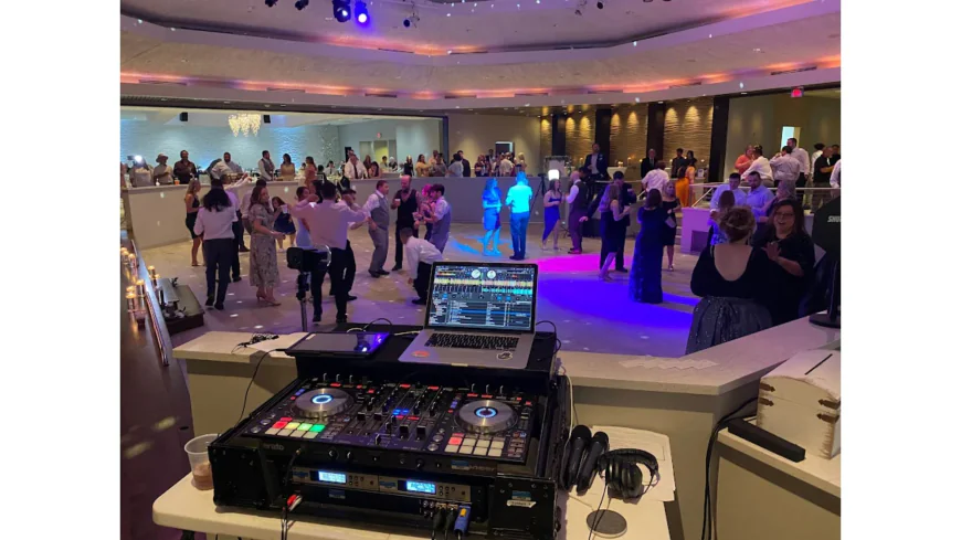 How Do Experienced DJs for Gay Weddings in Chicago Ensure a Respectful and Joyful Atmosphere?