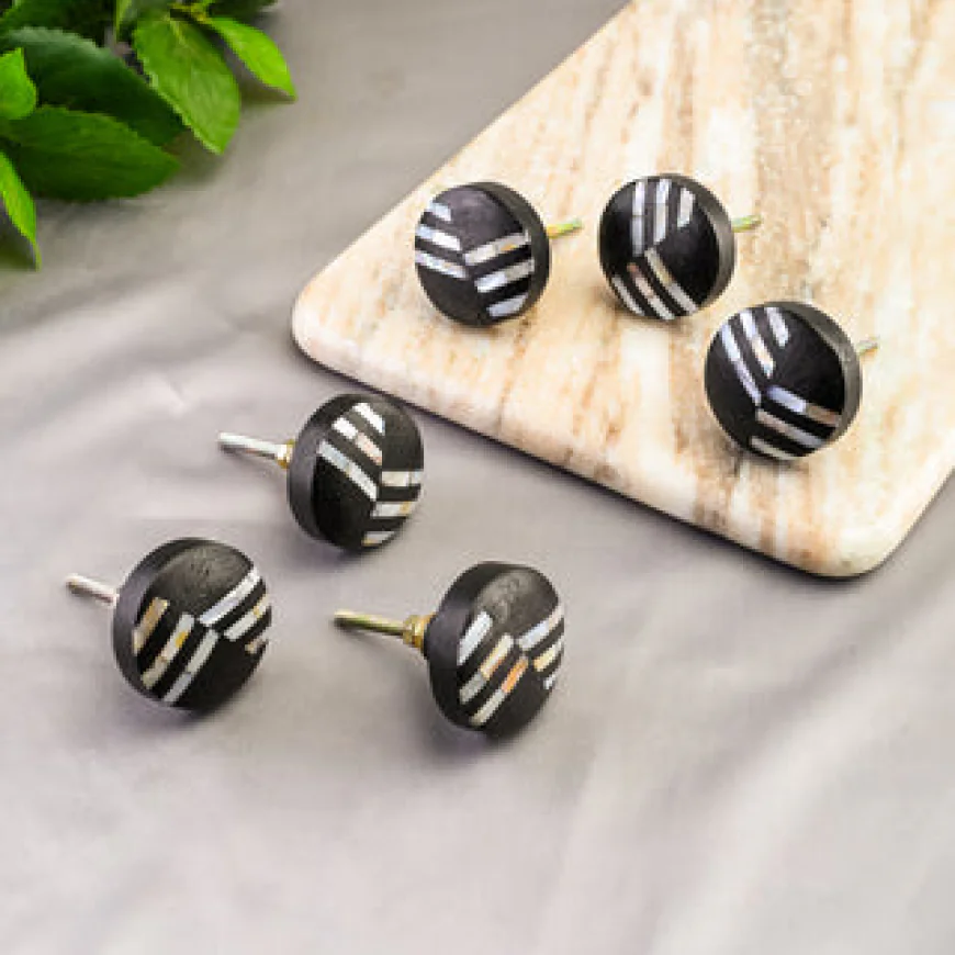 How Long Do Wooden Knobs Typically Last in Daily Use?