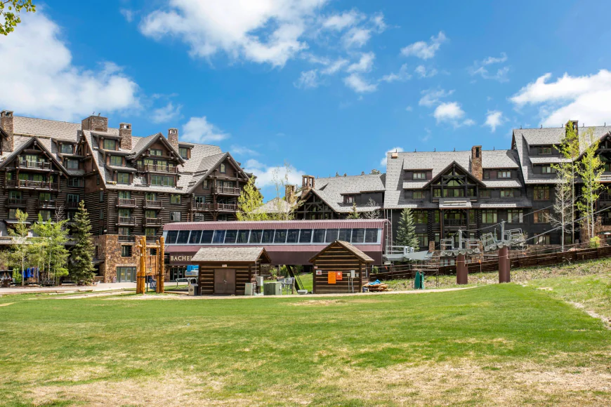 Residences Bachelor Gulch Exclusive Ski-In Ski-Out Homes