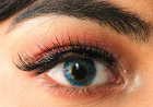 Eyelash Extensions in Islam: Can You Pray with Them? Halal or Haram Guide