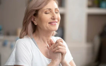 Estrogen Replacement Perimenopause: What to Know Before You Start