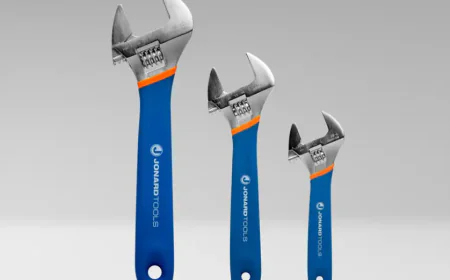 How Professional Torque Wrenches Support Accurate and Reliable Coaxial Cable Installations