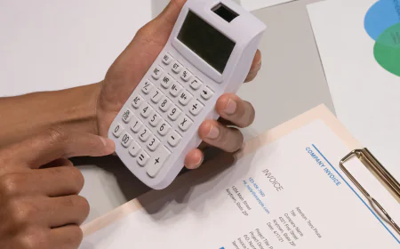 Why Remote-First Enterprises Rely on the Best Payroll Services for Large Businesses