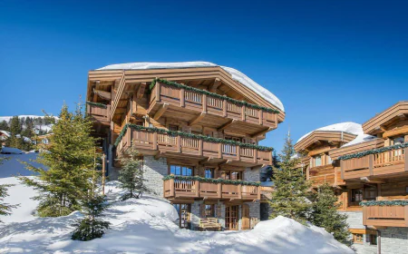 Looking for a Cozy Mountain Stay Without the Tourist Chaos?