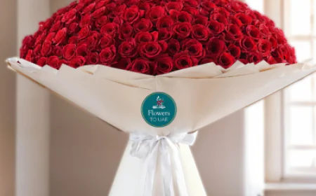 How Flowers in the Workplace Uplift Emotions and Work Life in the UAE