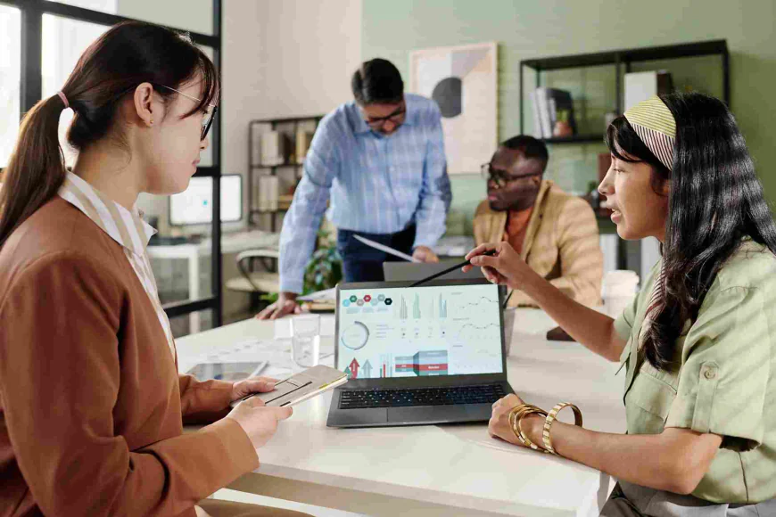 Dell XPS 16 9640 vs Dell XPS 15 9530: Is the Upgrade Worth It in 2025?
