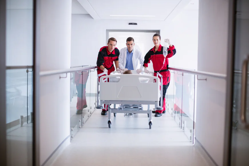 Urgent Care vs Emergency Room Costs: Why a Simple Visit Can Cost You Thousands More