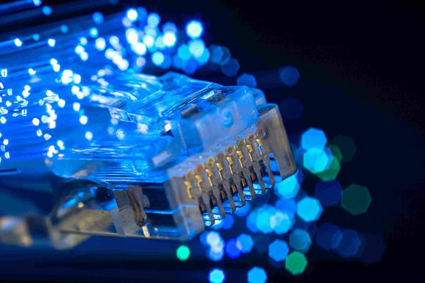 What Does Dedicated Fiber Internet Cost for Canadian Businesses?