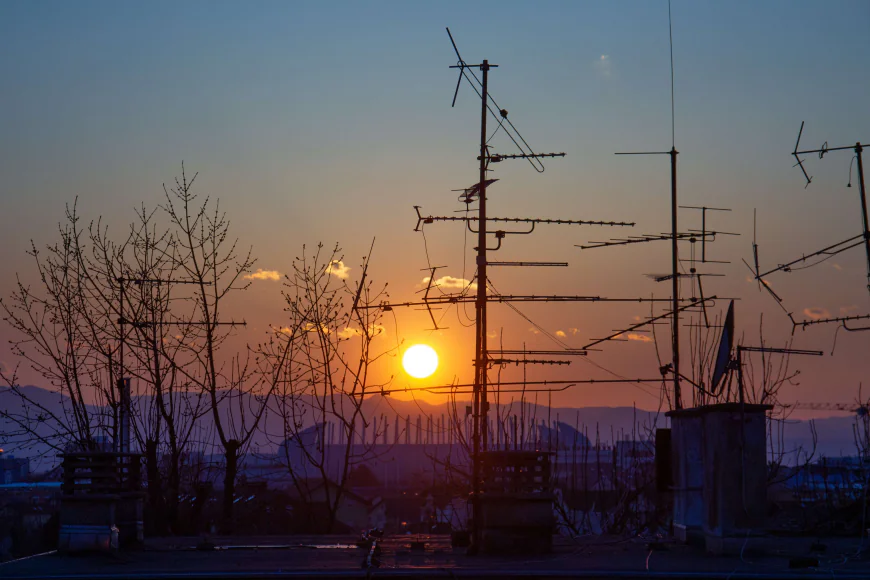 7 Key Factors Shaping Electricity Projects in Canada Today