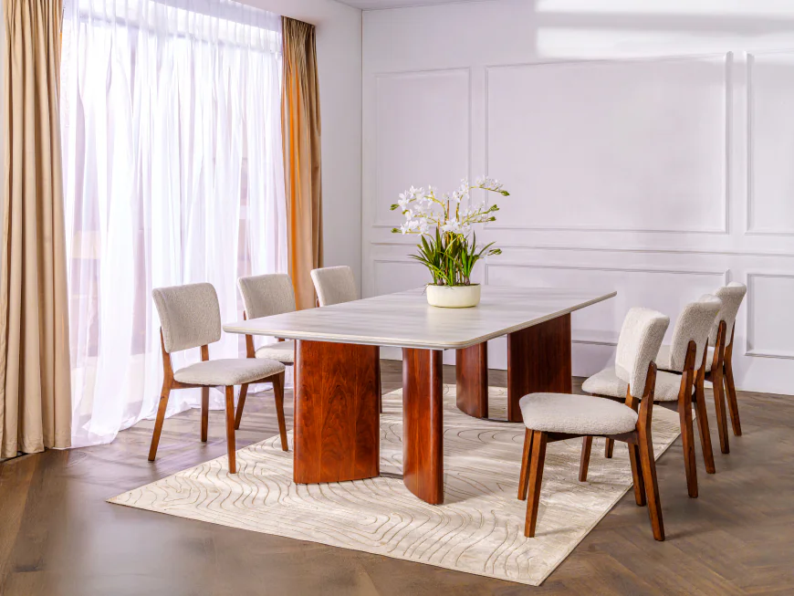 How to Choose the Right Dining Room Furniture in the UAE?