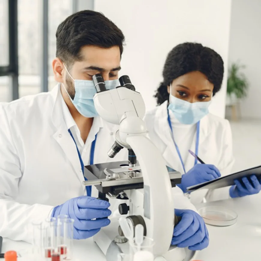 Laboratory Microscopes: The Complete Buyer's Guide for Research & Education
