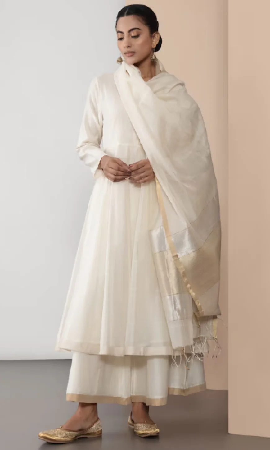 Choosing the Perfect Kurta for Festive Celebrations