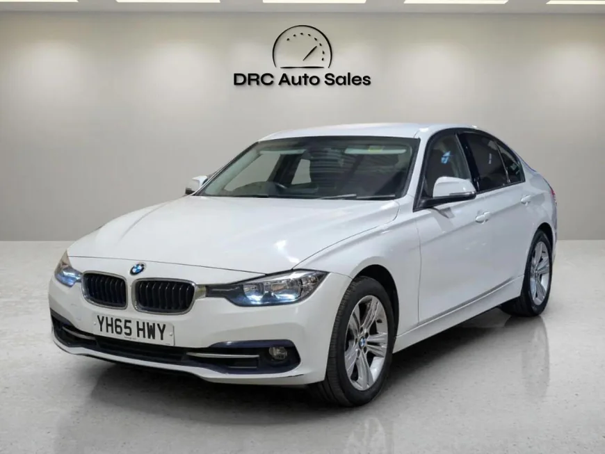 Why More Drivers Are Choosing Used Approved BMW UK Models for Summer Road Trips