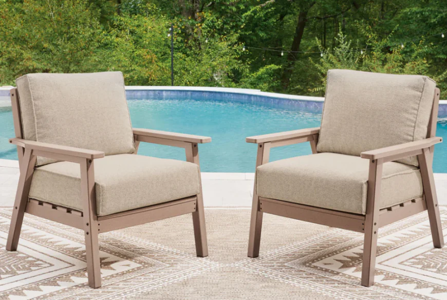 How Accent Chairs Add Personality To Any Living Room