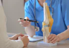 Knee Surgeon in Detroit: When to See a Specialist for knee surgeons in michigan