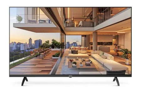 How a 32 Inch TV Delivers Smart Entertainment in Small Spaces