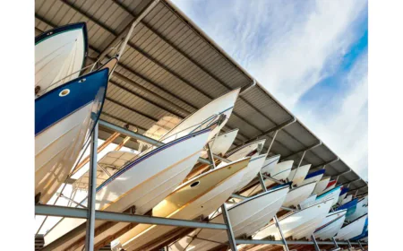 Common Hydraulic Problems That Leave Florida Boats Stranded