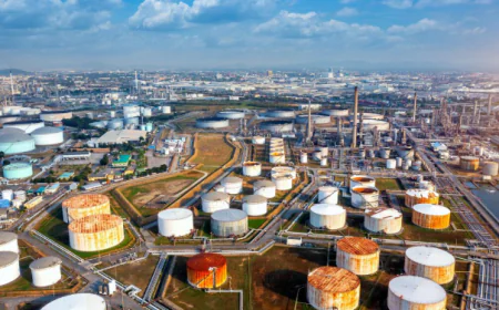 Strategic Outlook on the Oil and Gas Chemicals Market Growth and Development