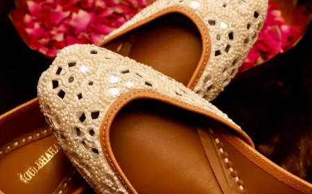 What Every Bride Must Know Before She Decides to Buy Bridal Juttis?