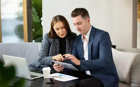 Smart Ways a Financial Advisor for Credit Repair Saves You