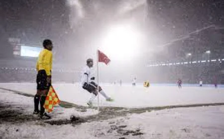 How Weather Changes Football Strategy