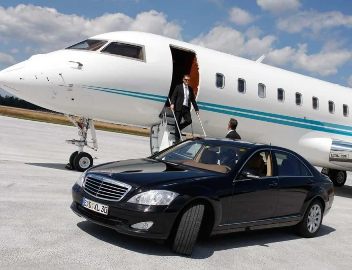 Premium Toronto Airport Limo and Airport Taxi in Toronto Area