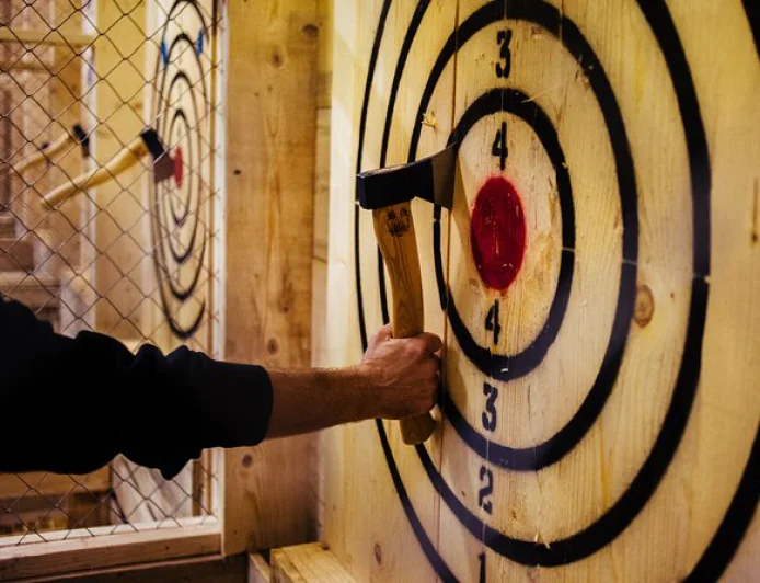 Planning to Throw Axes in Portland? Here Are the Venues, Rules, and Safety Tips to Know First
