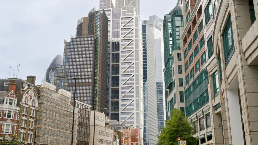 How a Commercial Property Loan Broker in the UK Should Add Value Beyond Lender Access