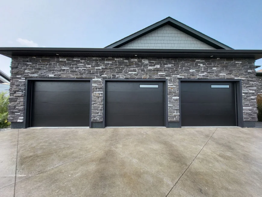 Who Is the Best Garage Door Company Winnipeg, MB?