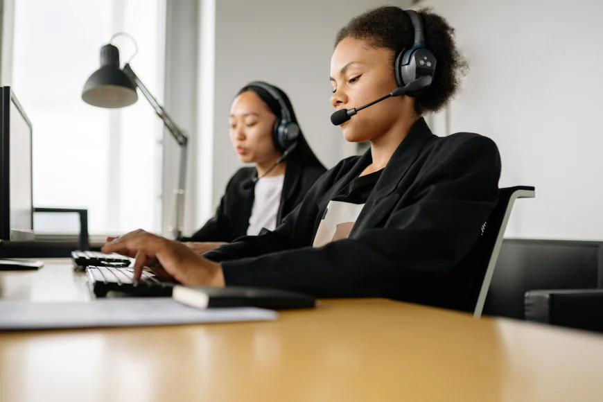 Professional Support Powered by Call Center Services in Canada