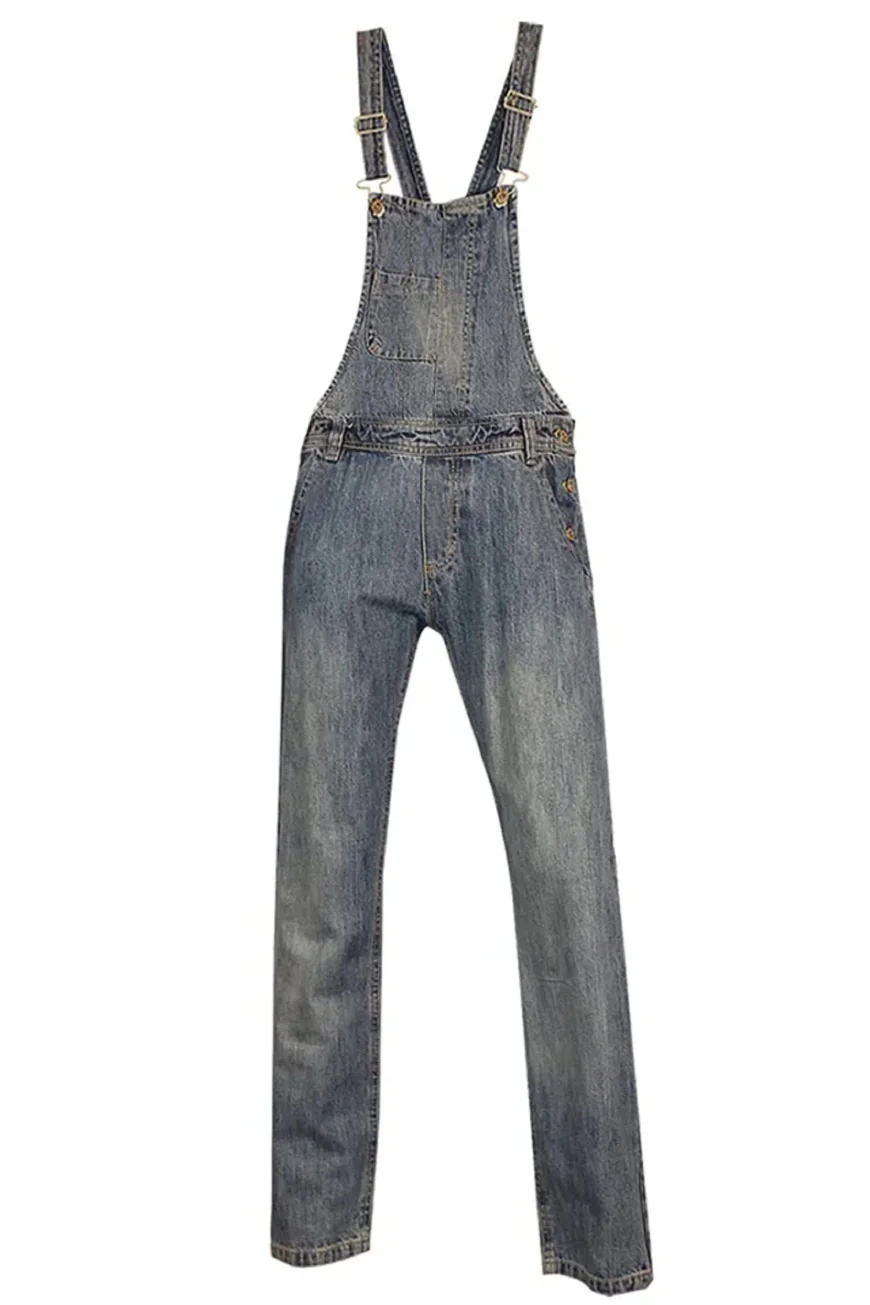 Why Plus Size Denim Dungarees Are a Wardrobe Must-Have