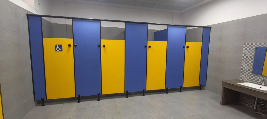 Leading Toilet Partition Manufacturers in Gurgaon for Premium Commercial Washrooms