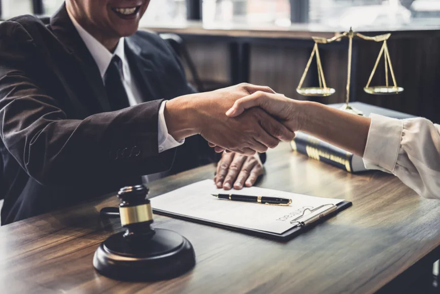 Beyond Borders: How Immigration lawyers London Champions Your Rights in Deportation