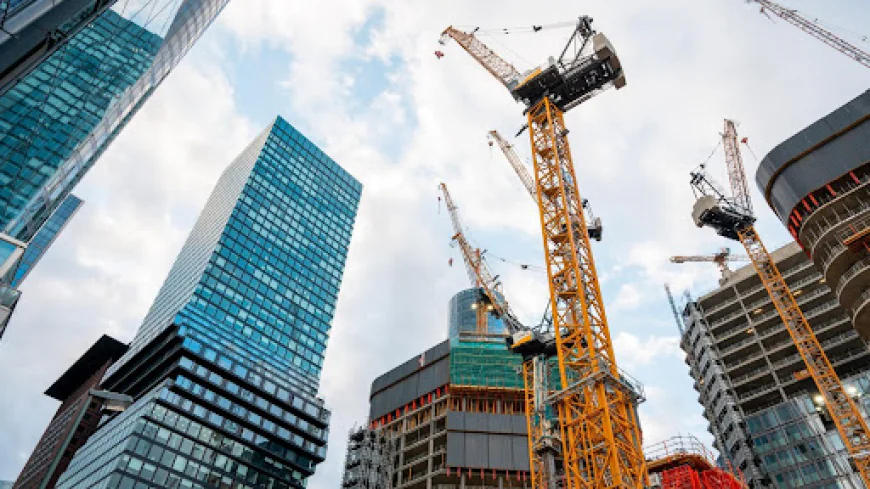 Commercial Building Contractor for Modern Infrastructure Projects