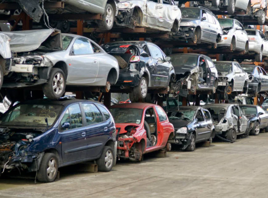 Why Car Body Removal Perth Services Are Essential for Vehicle Owners