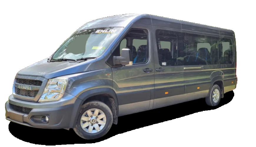 Why Choosing a Luxury Tempo Traveller Makes Group Travel More Enjoyable