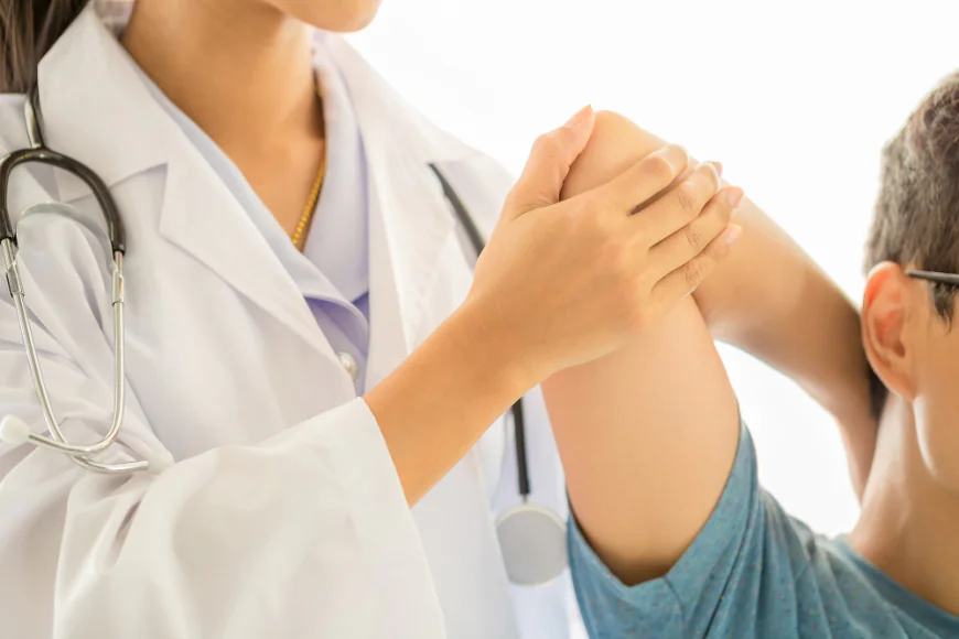 When One Treatment Isn't Enough: Multi Specialty and Universal Pain Management in Plainview
