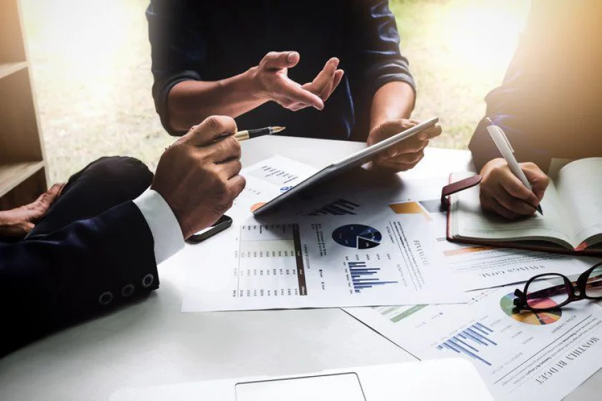 How Outsourced Payroll Services in London Can Save Your Business Time
