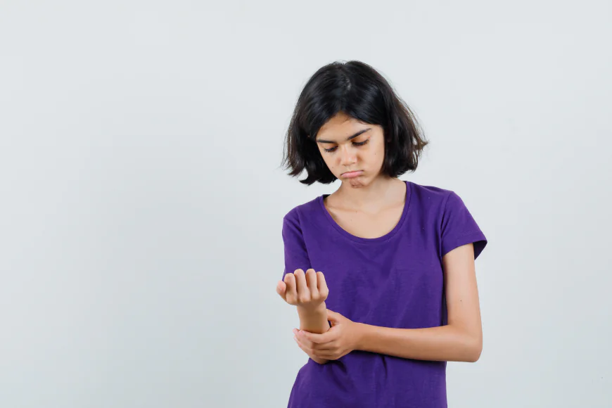 Are You Ignoring These Warning Signs? Common Neuropathy Symptoms You Should Never Overlook