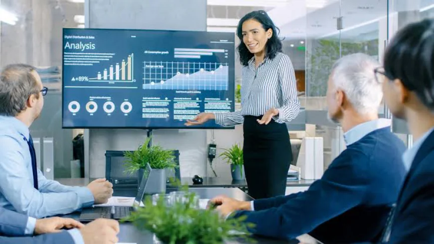 Presenting Business Transformation Stories Through Award Presentations
