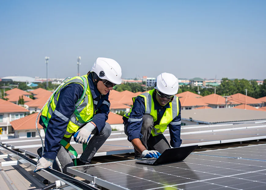 The Rise of Net-Zero Smart Homes Powered by Solar Energy