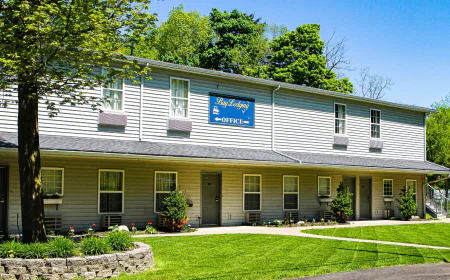 Relax Poolside at SJ's Hideaway Bar at Bay Lodging Put-in-Bay Ohio
