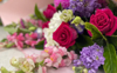 Fresh Flowers That Brighten Every Celebration in Cranbourne West, Fitzroy & Dandenong South