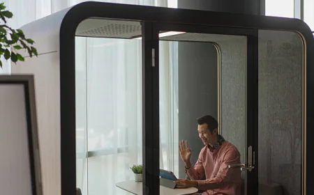 How Single Person Meeting Pods Improve Focus and Workplace Efficiency