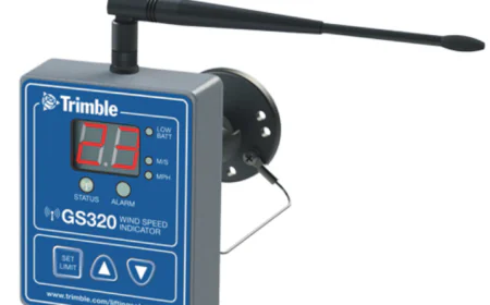 Crane Operations and Wind Risks: How the LSI GS 320 Provides Better Control