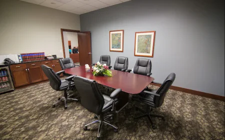 National Top 100 Trial Lawyers Serving Wichita, Garden City, and All Kansas
