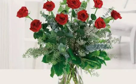 The Perfect Dozen: Timeless Rose Arrangements by HonoluluFlowerLady