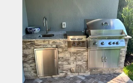 Why Hiring the Right Outdoor Living Space Contractor Matters